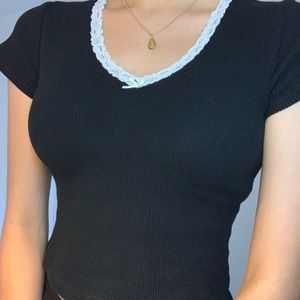 BRANDY MELVILLE/JOHN GALT LACE BLACK ASHLYN RARE🖤